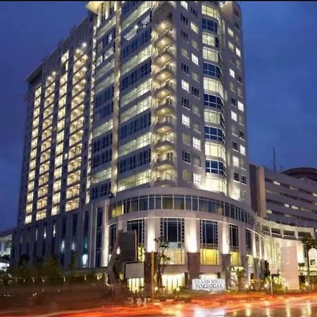 Two Bedroom Apartment At El Royale Hotel Bandung Exterior foto