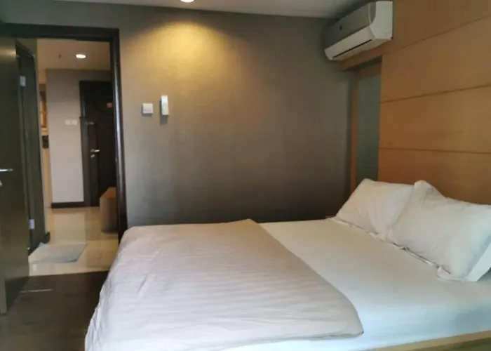 Two Bedroom Apartment At El Royale Hotel
